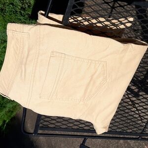 Chico's Butter Yellow Pants Sz 1.5 Short